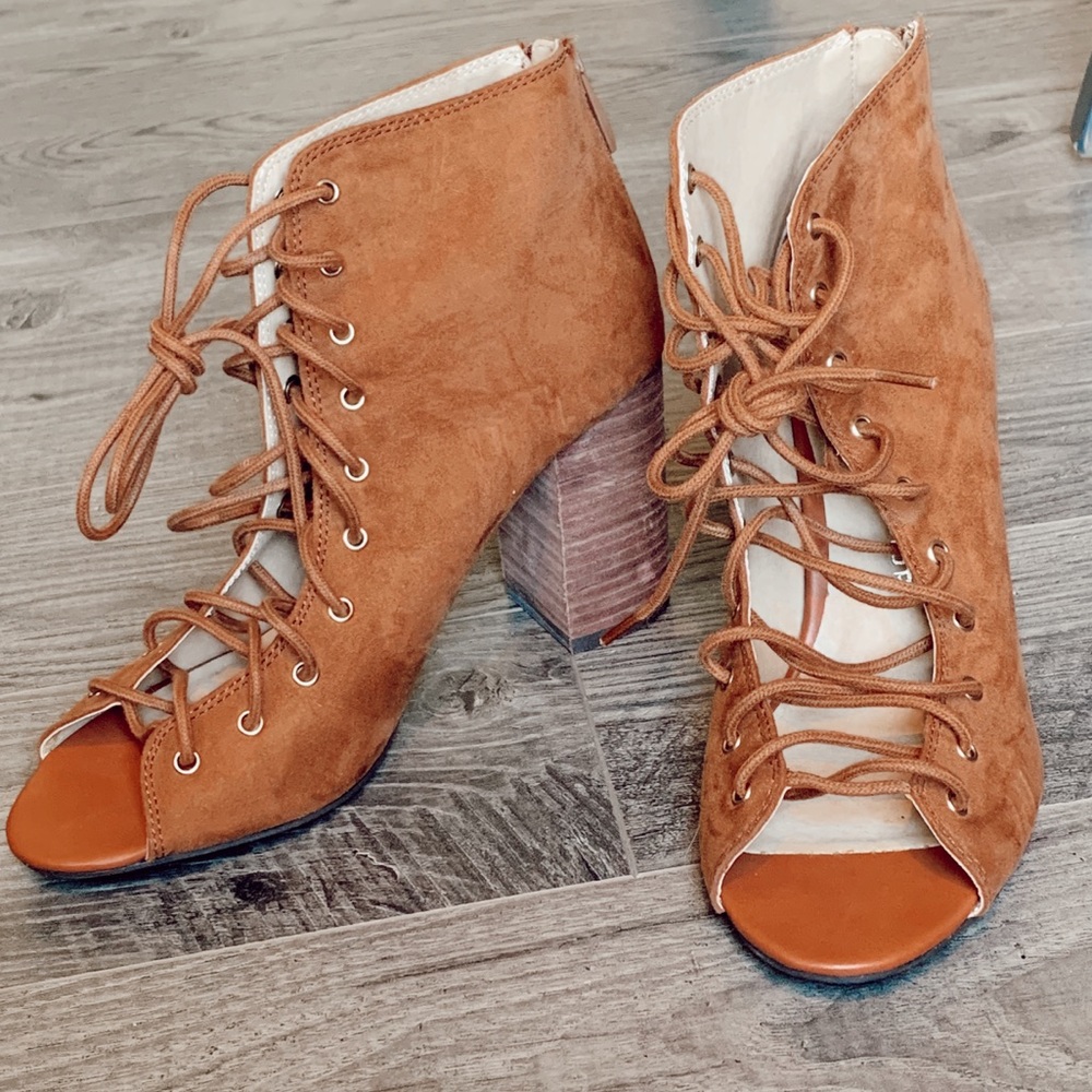 Never Worn Chinese Laundry Open Toed Booties